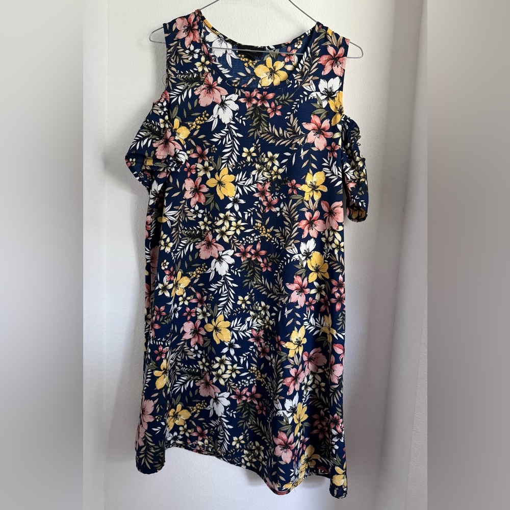 Espresso Dress Blue and Yellow Floral size m